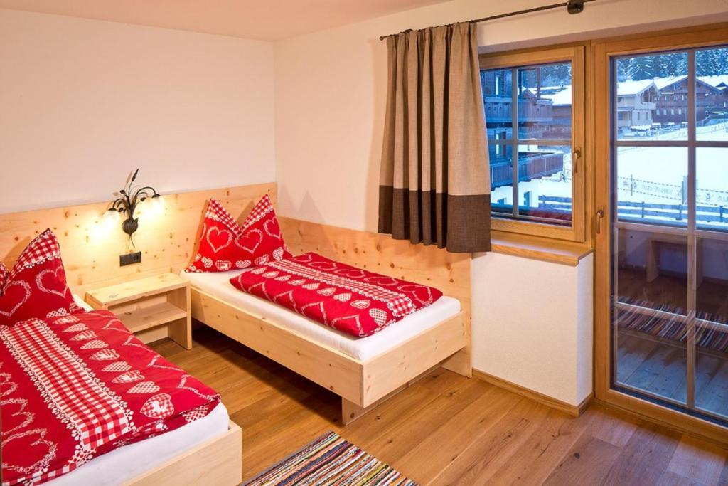 אינראלפבאך Appartements Innerthal מראה חיצוני תמונה